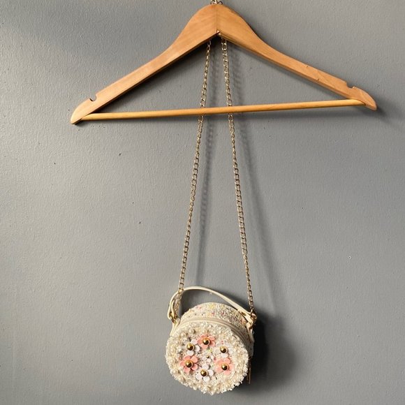 Mini Pearl Floral Design Bag - Chain & Pocket✨ - Picture 2 of 5